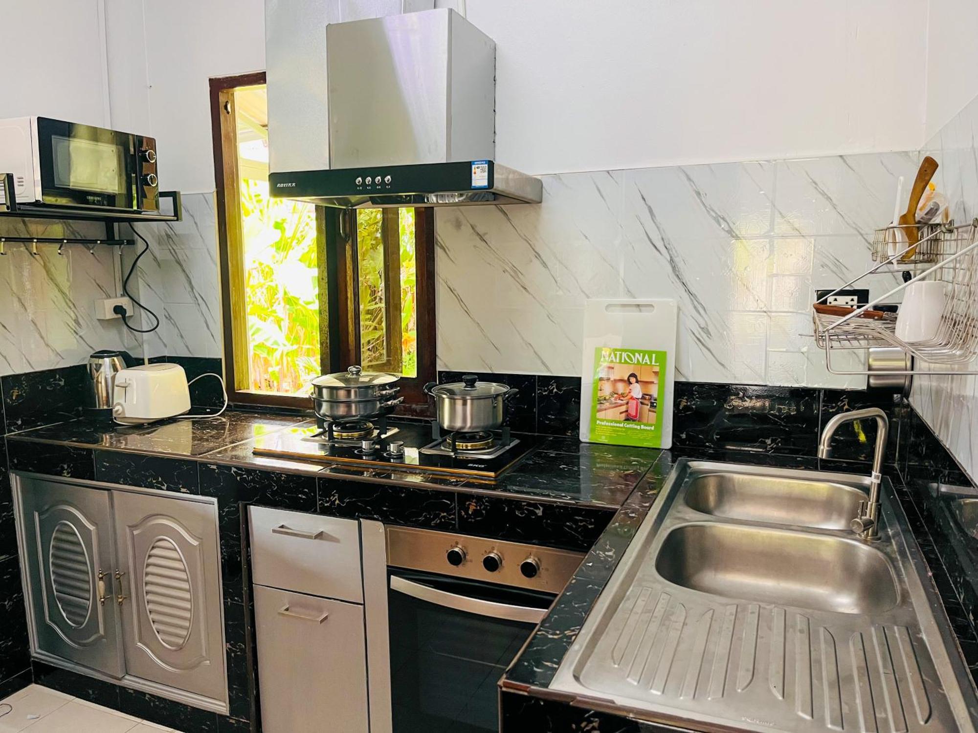 2BR Maryam villa near Tesco&beach. Bang Tao Beach  Exteriör bild
